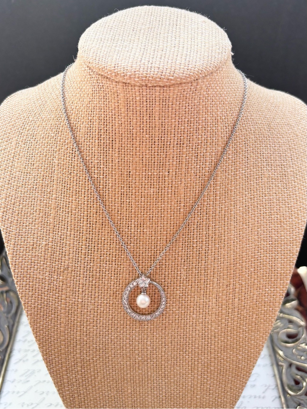 Sterling Silver Pearl Shooting Star Circle Pendant Necklace